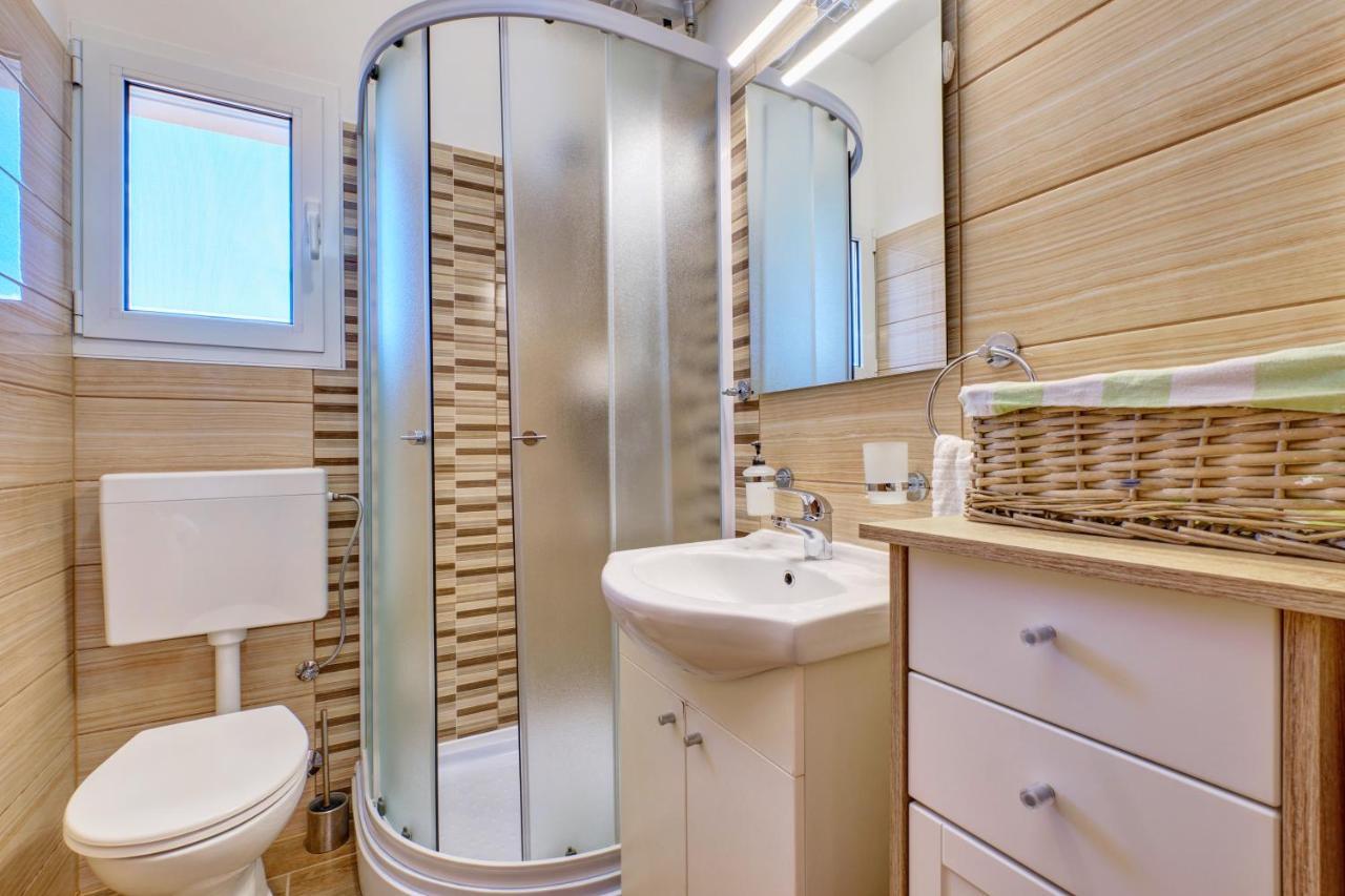Apartment Tena Veli Lošinj Dış mekan fotoğraf